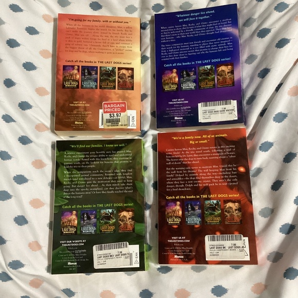 The Last Dogs: Series 4 books 1-4 Christopher Holt Paperback 🐩🐾 - Picture 2 of 9